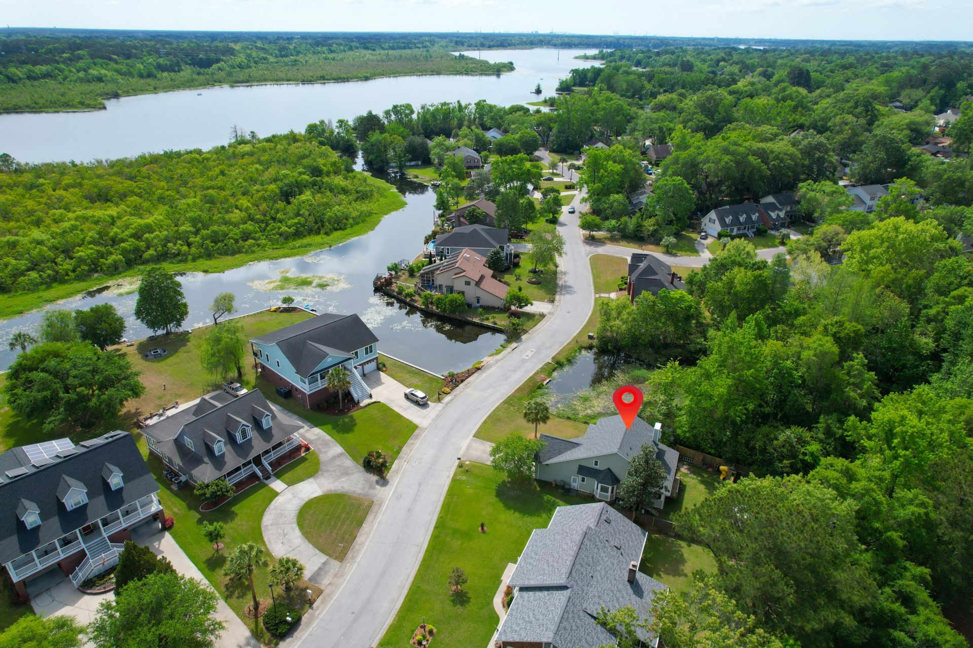 41 N Basilica Avenue Photo 40