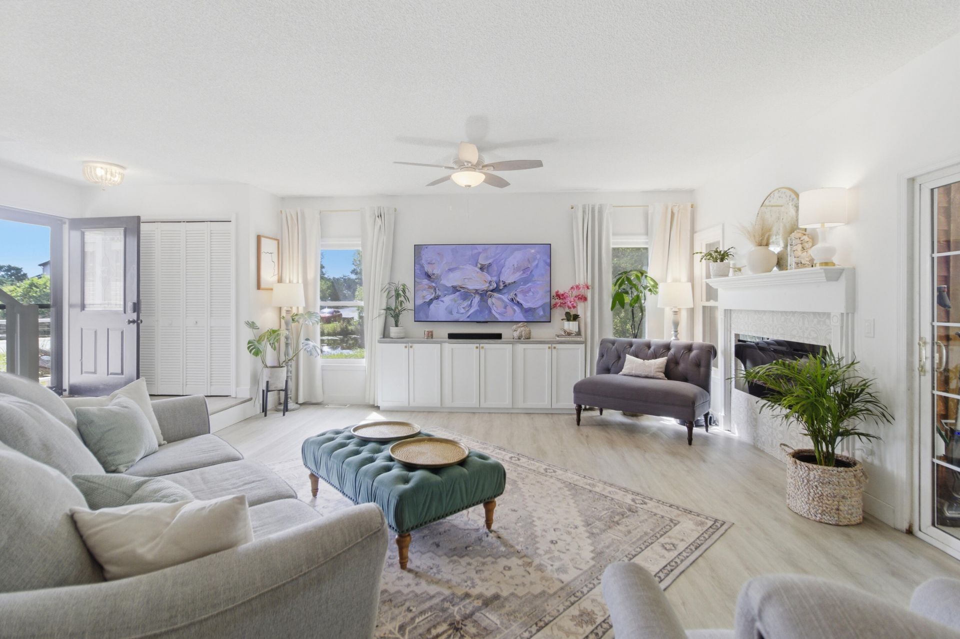 41 N Basilica Avenue Photo 7