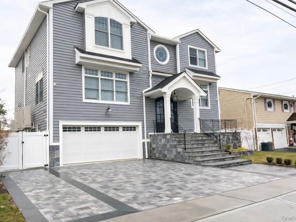 3810 Greentree Drive, Oceanside, NY 11572