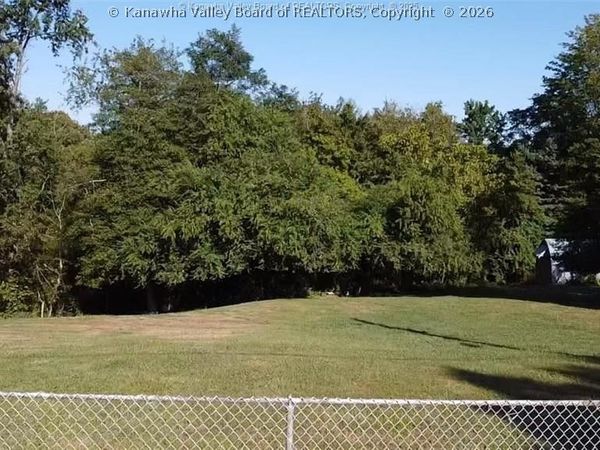 2199 Oakridge Drive, Charleston, WV 25311