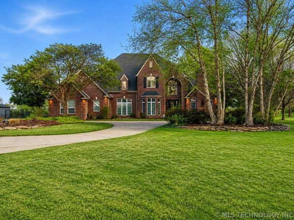 24206 N 3962 Road, Bartlesville, OK 74006
