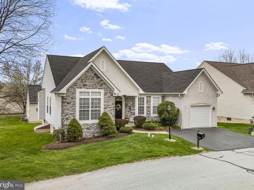 2103 Jacobs Mill Circle, Downingtown, PA 19335 Main Photo