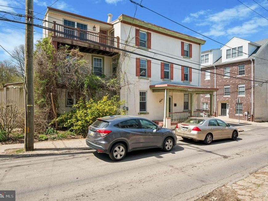 447 Dupont Street, Philadelphia, PA 19128 Main Photo