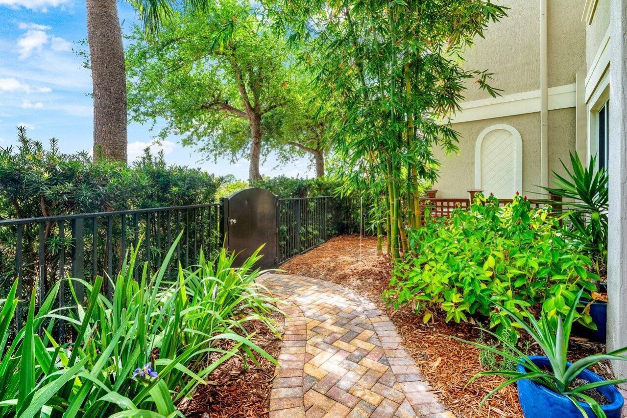 144 Tierra Lane, Unit 11, Jupiter, FL 33477 Photo