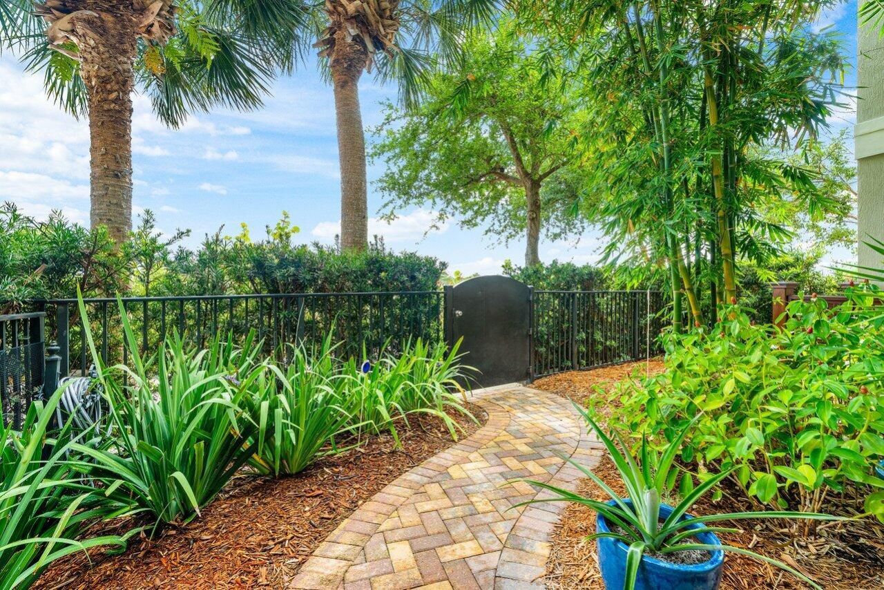 144 Tierra Lane, Unit 11, Jupiter, FL 33477 Photo