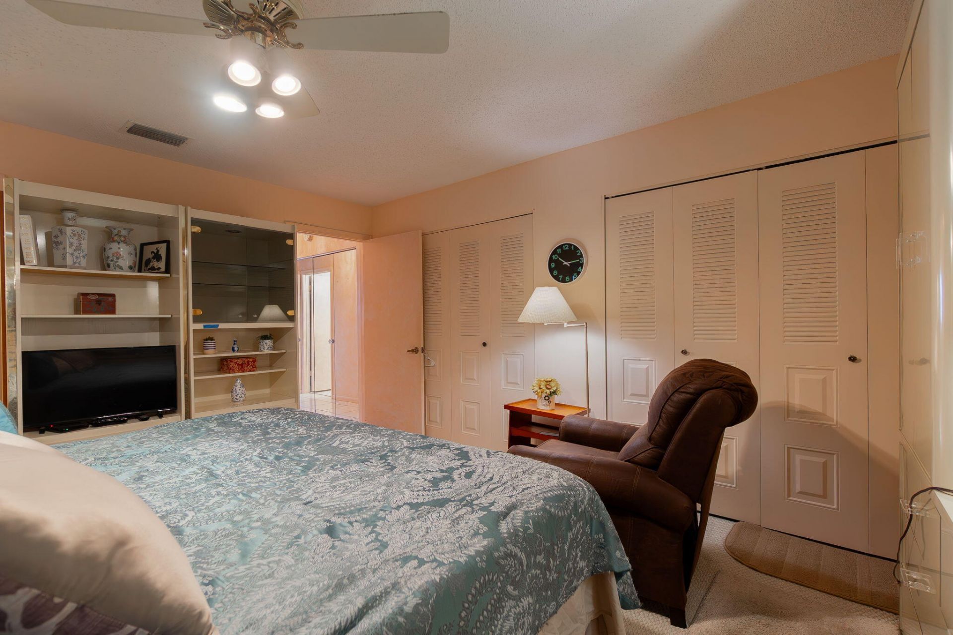 5427 Crystal Anne Drive, West Palm Beach, FL 33417 Photo