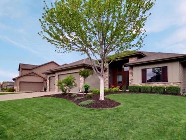 1405 S 208th Street, Elkhorn, NE 68022