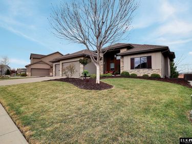 1405 S 208th Street, Elkhorn, NE 68022