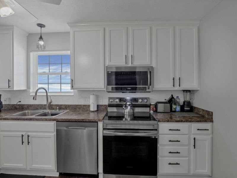 6880 Riding Trail Drive, Canal Winchester, OH 43110 Photo 16