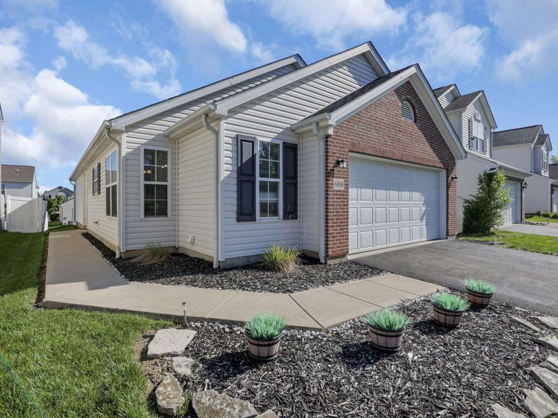 6880 Riding Trail Drive, Canal Winchester, OH 43110 Photo 4