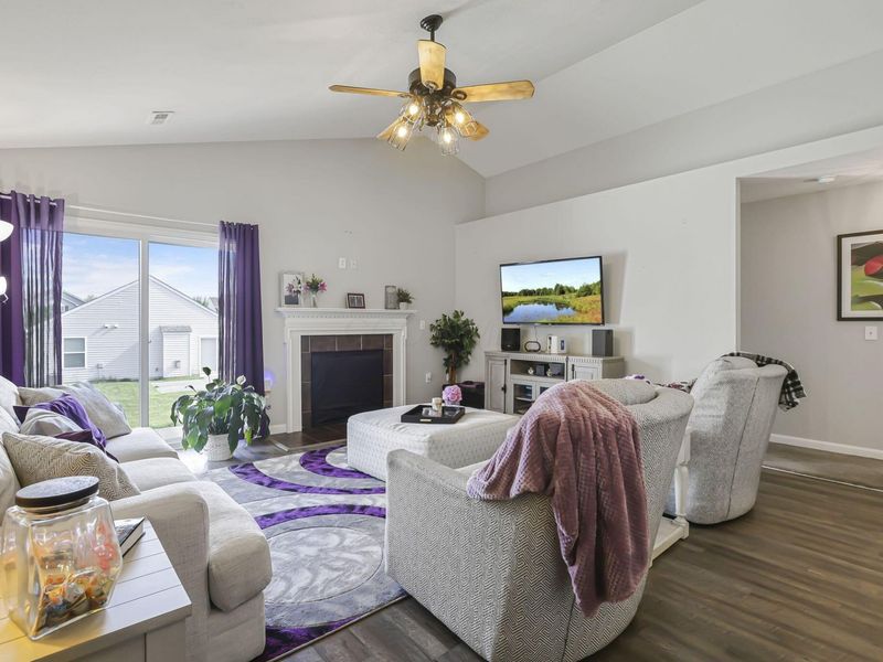 6880 Riding Trail Drive, Canal Winchester, OH 43110 Photo 6