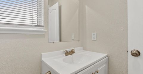 4942 Wind Creek Dr, Sacramento, CA 95838 Photo