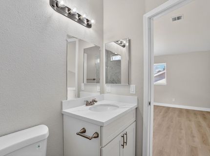 4942 Wind Creek Dr, Sacramento, CA 95838 Photo