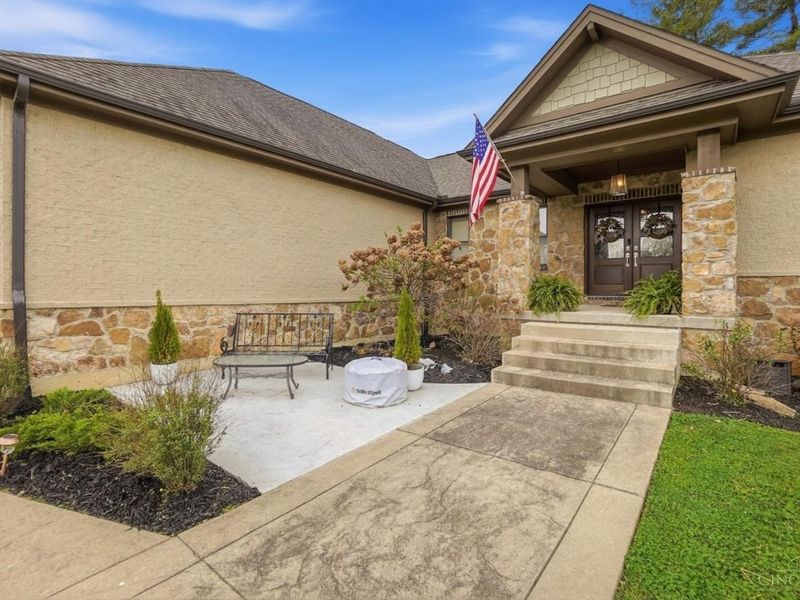 1599 Fox Trail, Bellbrook, OH 45305 Photo 9