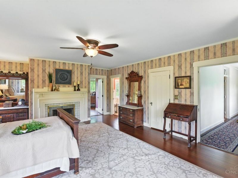 820 Van Nes Drive, Glendale, OH 45246 Photo 19