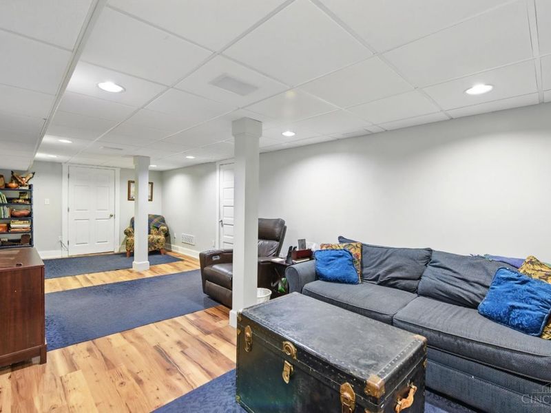 820 Van Nes Drive, Glendale, OH 45246 Photo 41