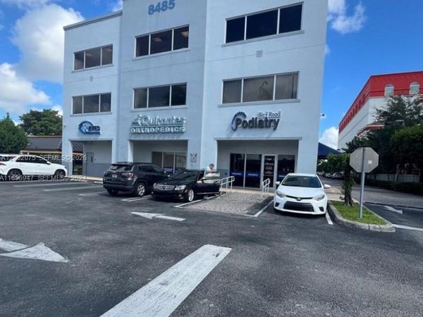 8485 Bird Rd , Unit 303, Miami, FL 33155