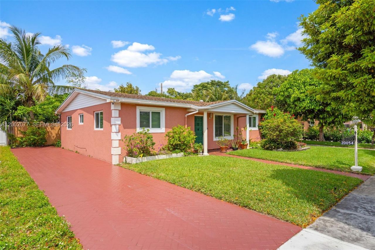20054 NW 12th Pl, Miami Gardens, FL 33169 Photo