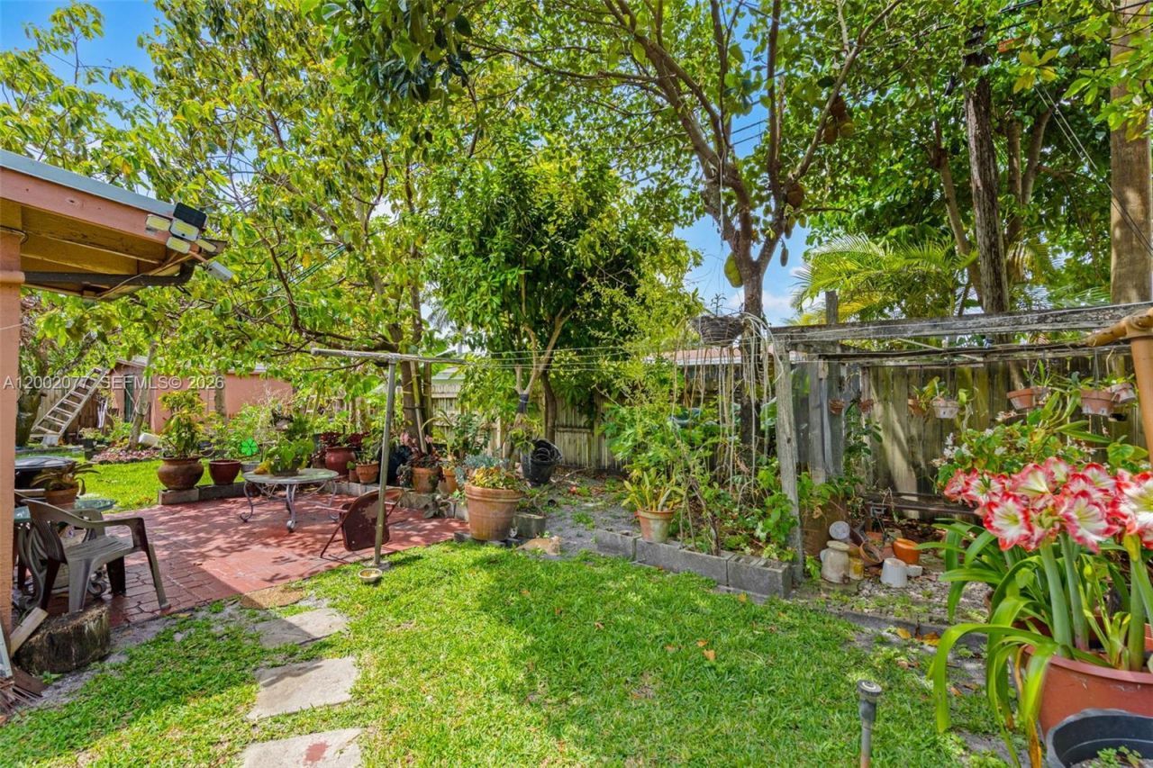 20054 NW 12th Pl, Miami Gardens, FL 33169 Photo