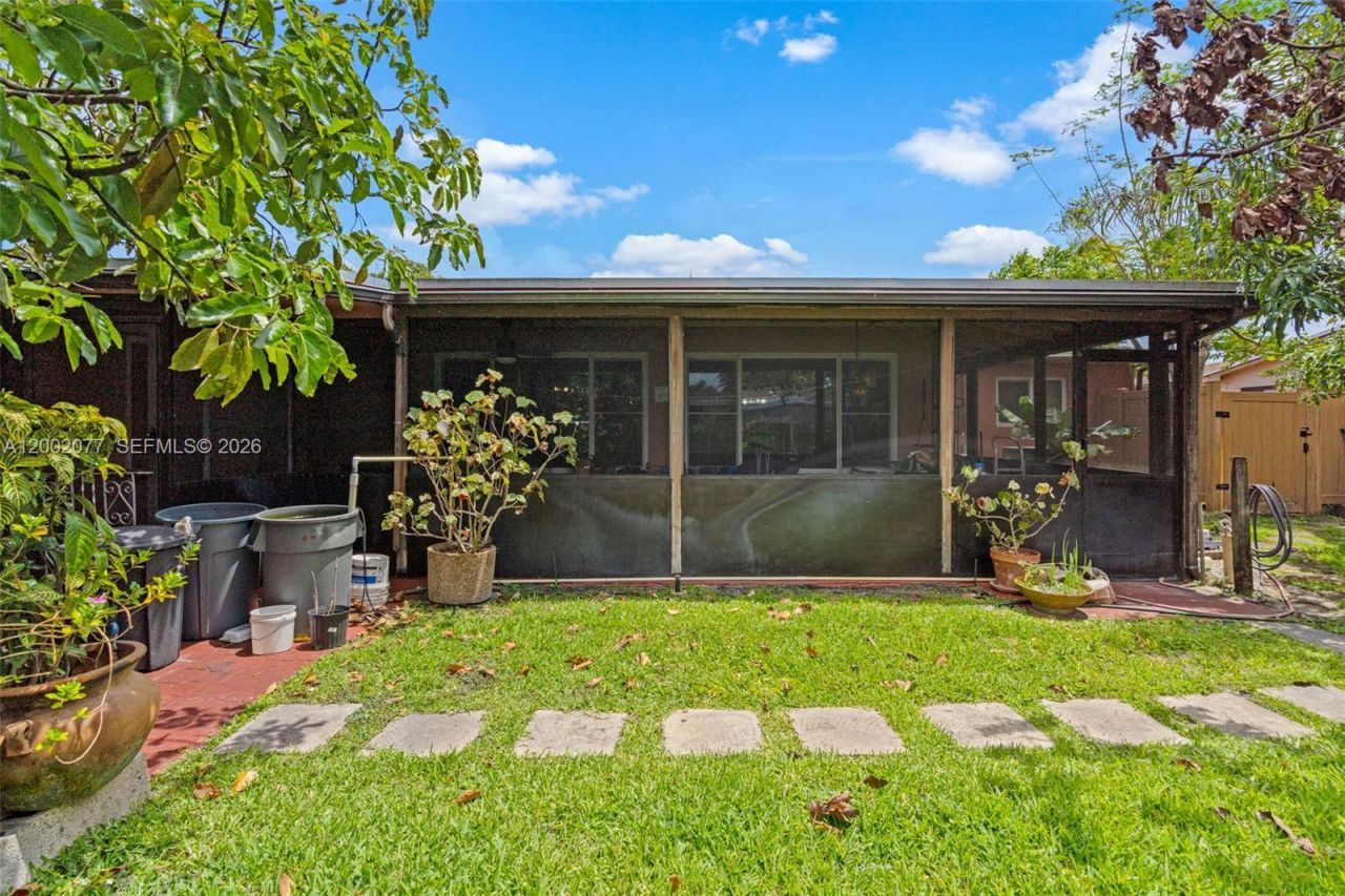 20054 NW 12th Pl, Miami Gardens, FL 33169 Photo