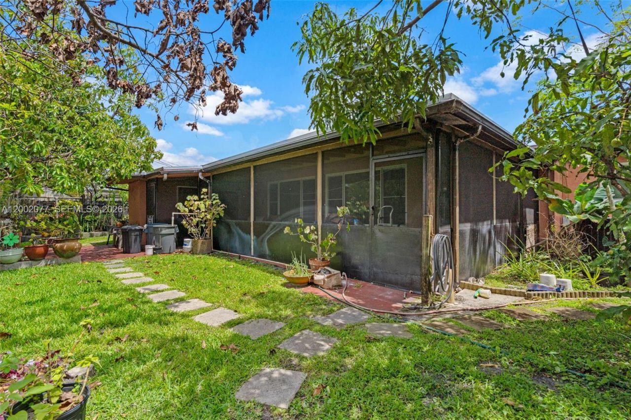 20054 NW 12th Pl, Miami Gardens, FL 33169 Photo