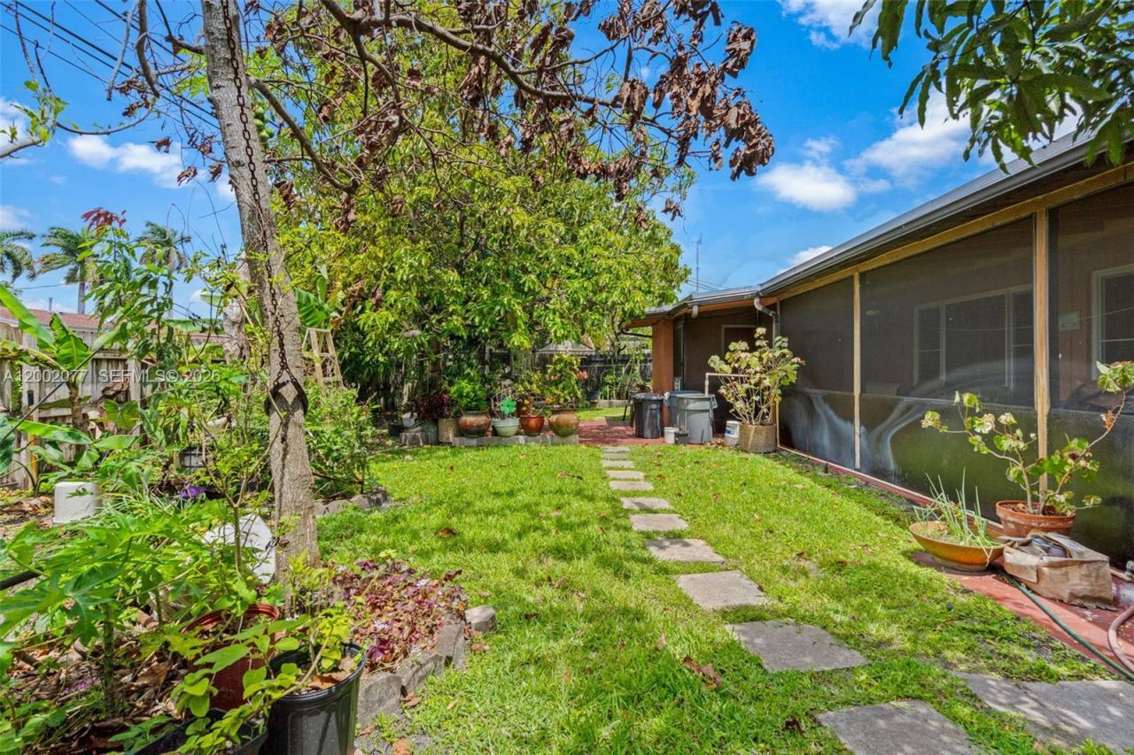 20054 NW 12th Pl, Miami Gardens, FL 33169 Photo