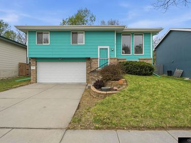 2323 SW 17th Street, Lincoln, NE 68522