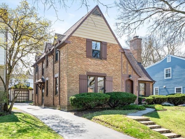 2025 Thornwood Avenue , Wilmette, IL 60091