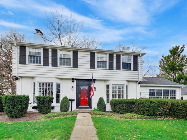 2100 ELMWOOD Avenue , Wilmette, IL 60091