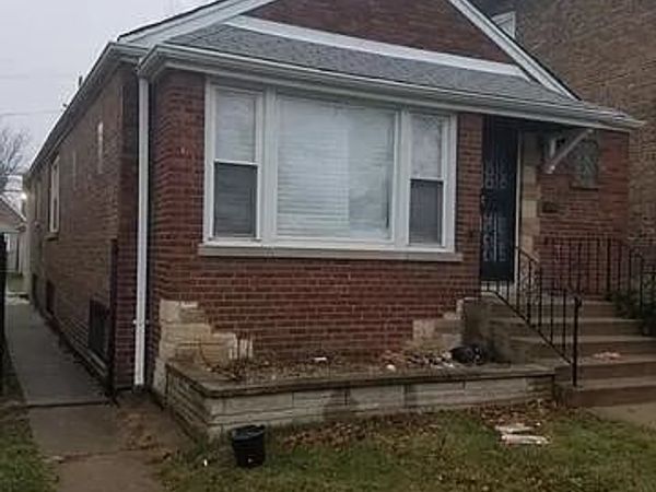 8128 S Coles Avenue , Chicago, IL 60617