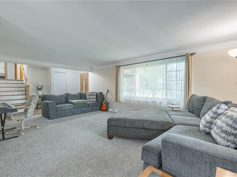 4155 Ridgetop Drive, Bellbrook, OH 45305 Photo 5