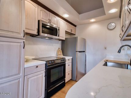 128 Holly Lane, Unit B, Stateline, NV 89449 Photo