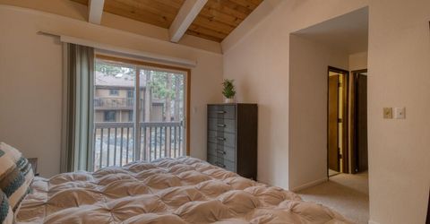 128 Holly Lane, Unit B, Stateline, NV 89449 Photo