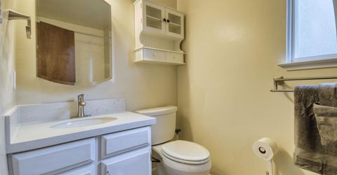 128 Holly Lane, Unit B, Stateline, NV 89449 Photo