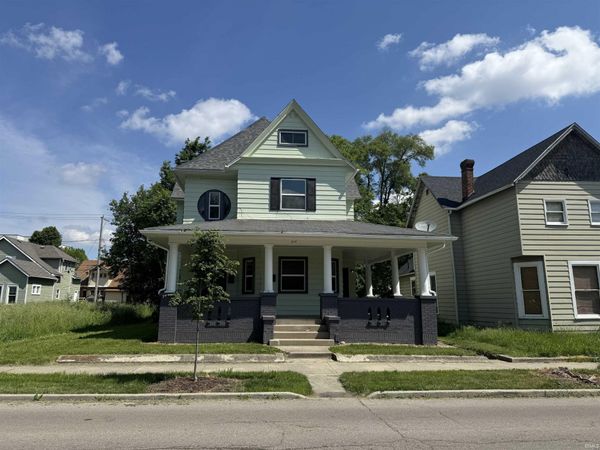 614 W Charles Street, Muncie, IN 47305