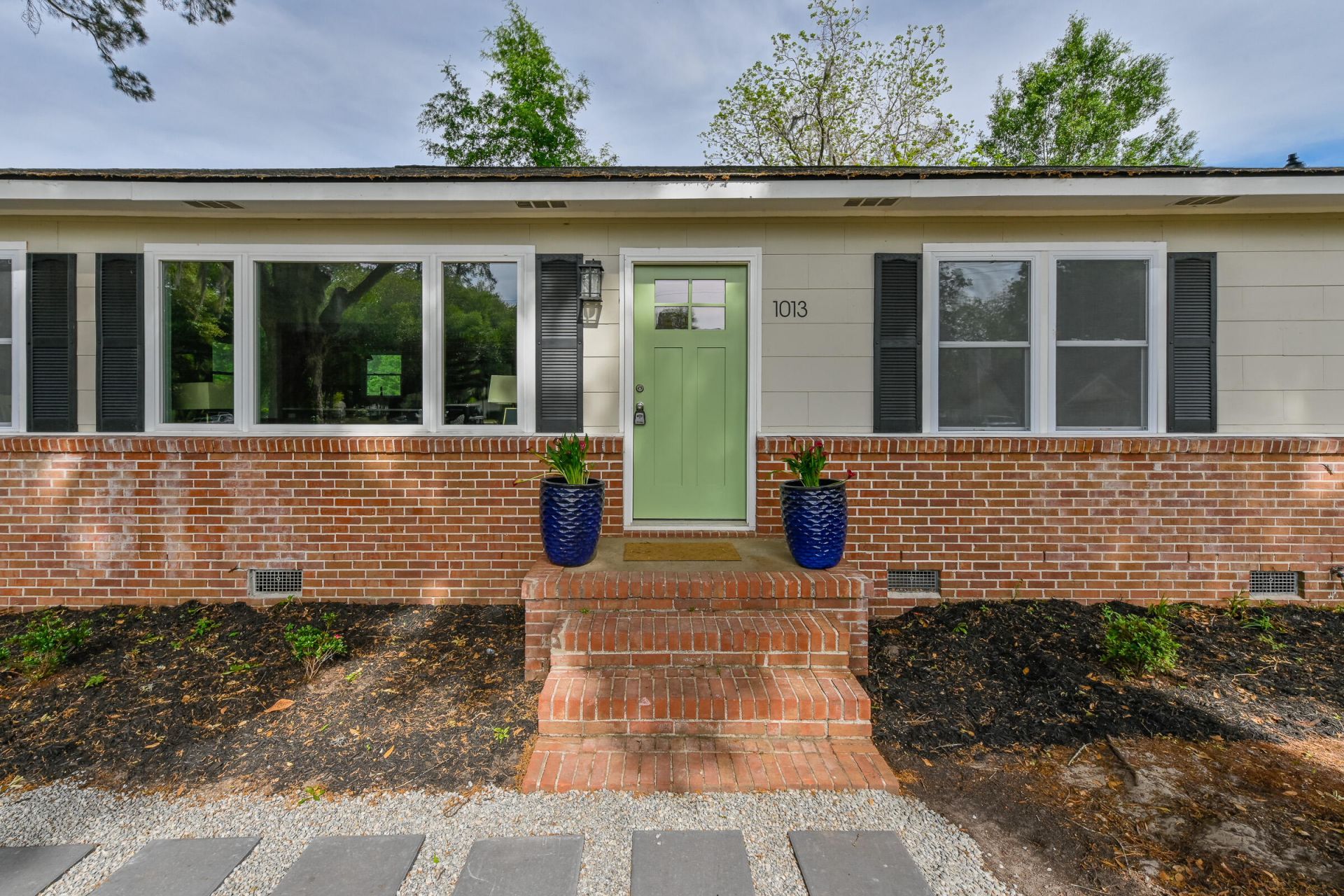 1013 Rentz Street Photo 5