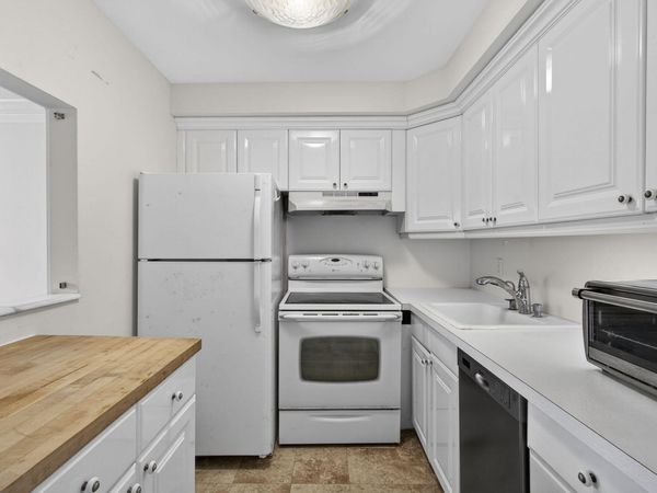 19 Hastings B, West Palm Beach, FL 33417