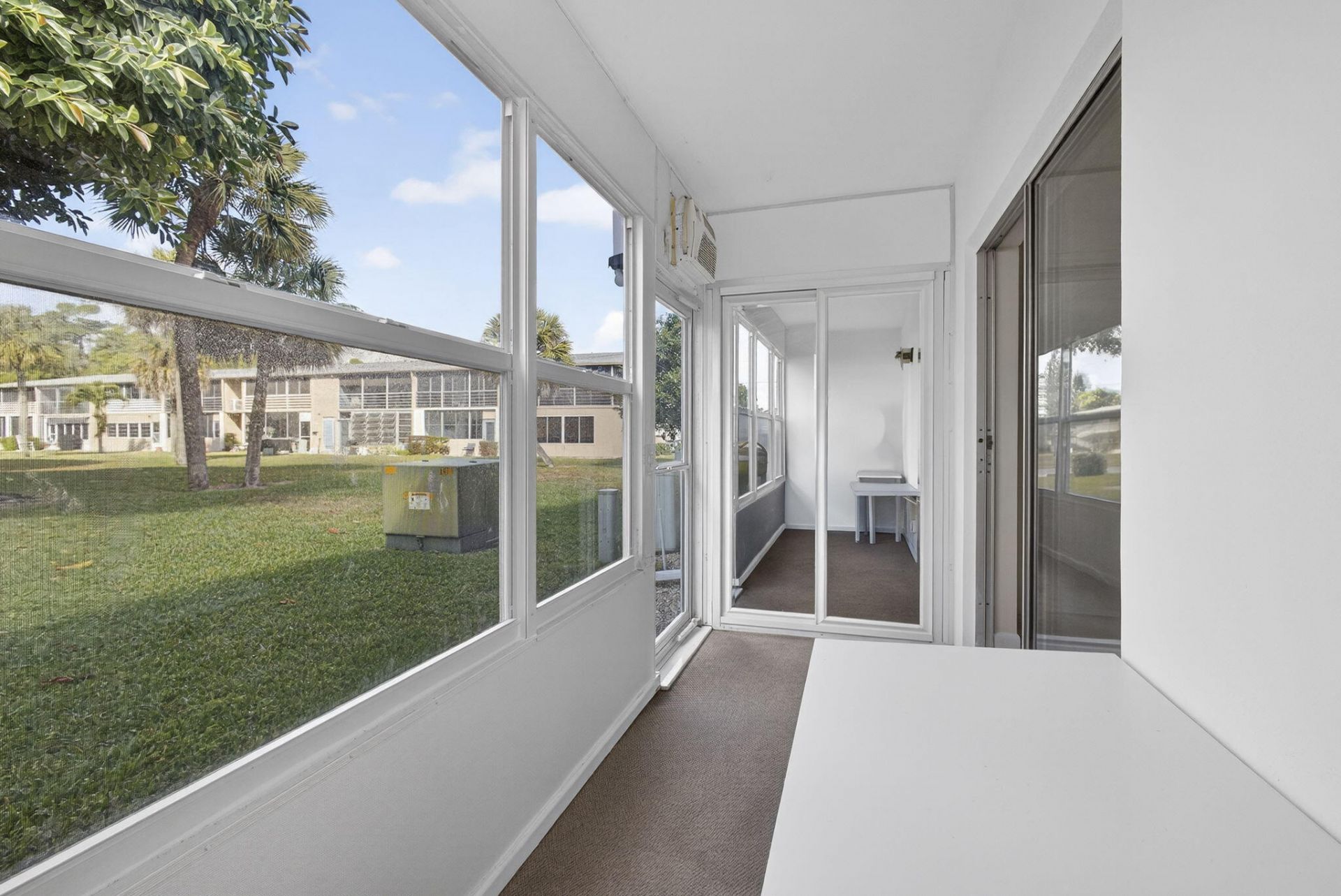 19 Hastings B, West Palm Beach, FL 33417 Photo