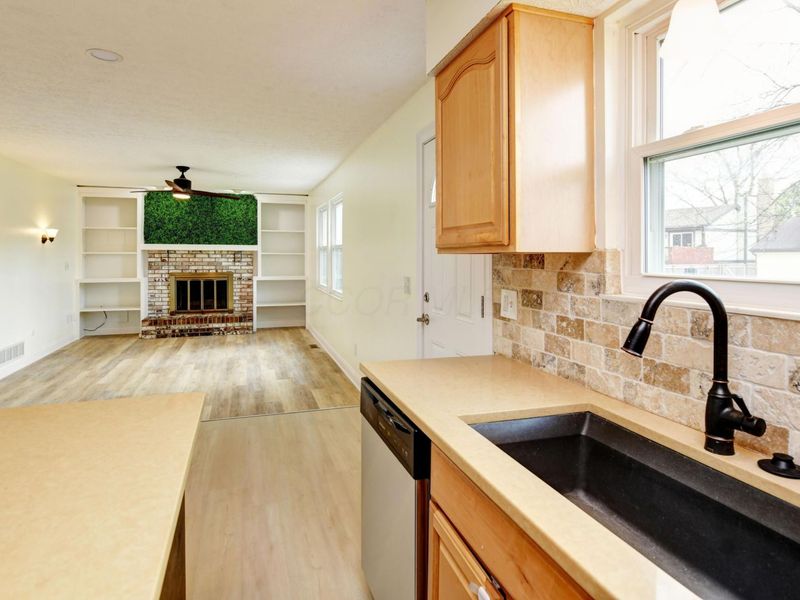 4151 Pewter Court, Columbus, OH 43230 Photo 3