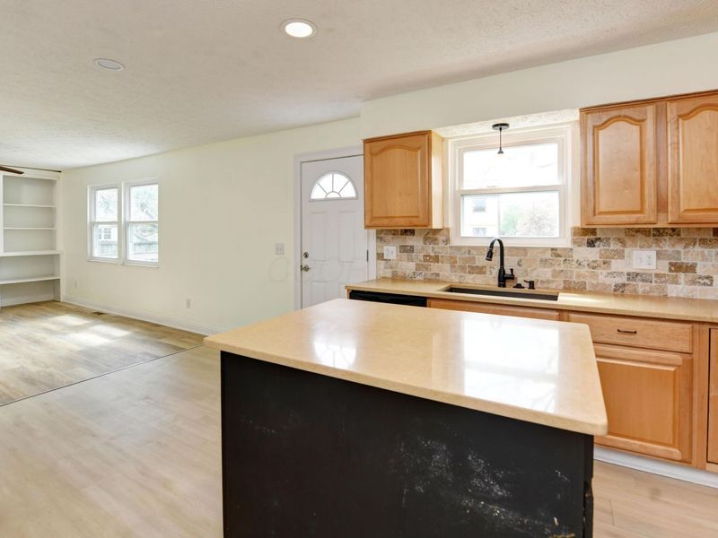 4151 Pewter Court, Columbus, OH 43230 Photo 4