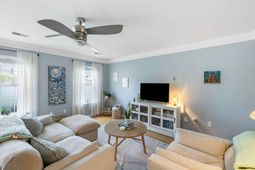 1322 Fenwick Plantation Road photo 4