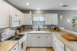 1322 Fenwick Plantation Road photo 4