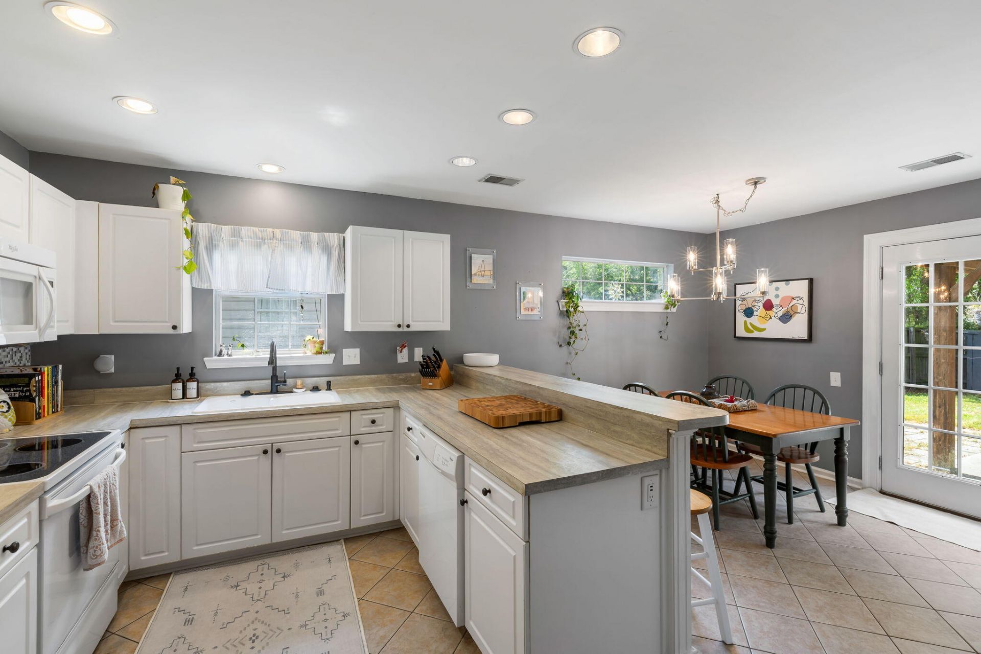 1322 Fenwick Plantation Road Photo 6