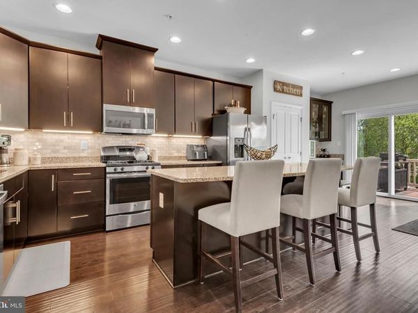 8121 HICKORY HOLLOW DRIVE, GLEN BURNIE, MD 21060