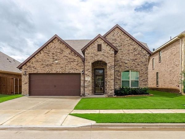 3732 Trillium Drive, Fort Worth, TX 76244