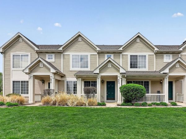 644 Lincoln Station Drive , Unit 644, Oswego, IL 60543