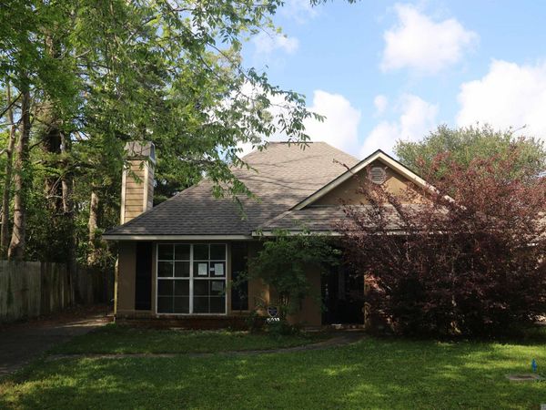 10030 Brownway Ln, Baton Rouge, LA 70817