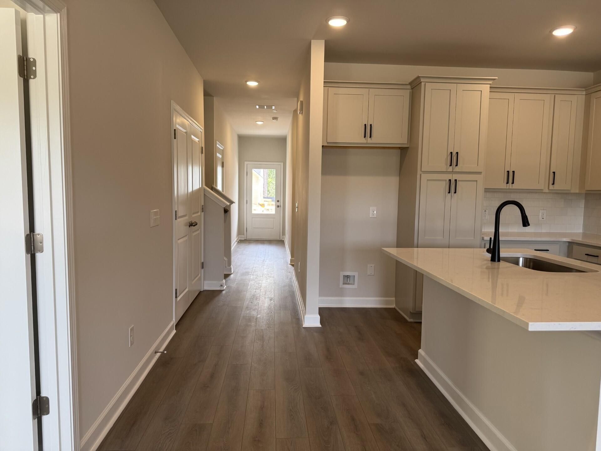 5063 Blackberry Lane Photo 7