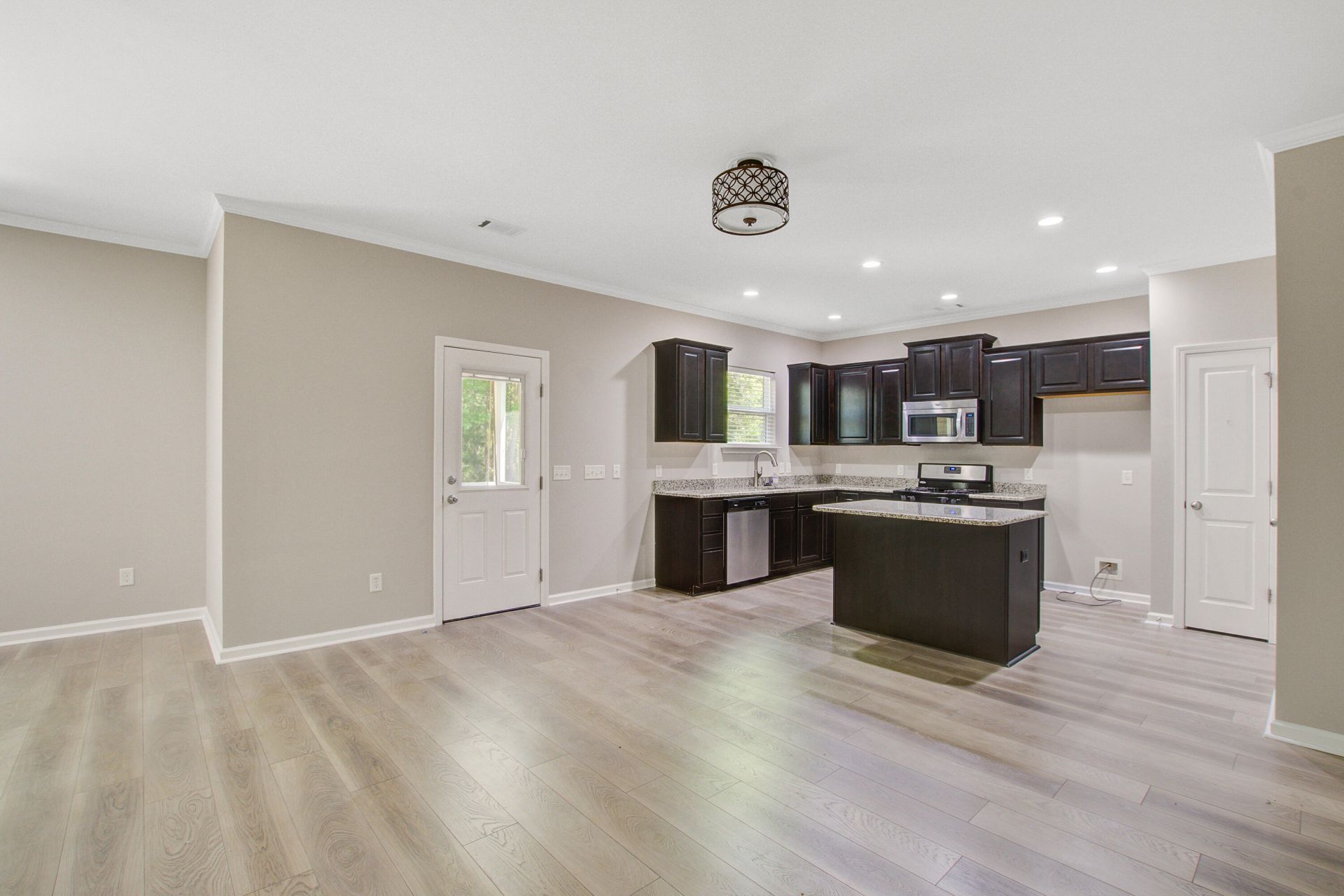 2151 Gammon Street Photo 5