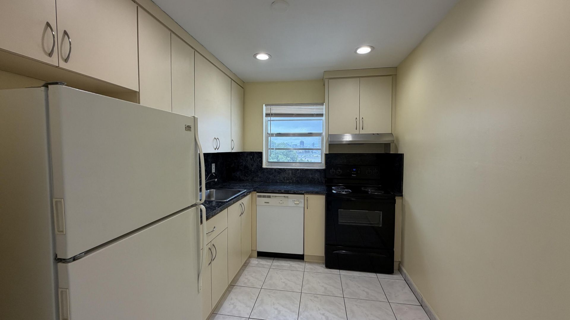 7150 Indian Creek Drive, Unit 505, Miami Beach, FL 33141 Photo